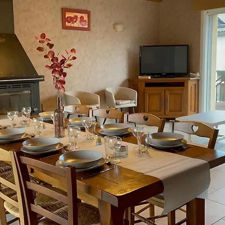 L'oustal D'aubrac 度假居