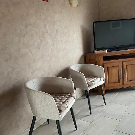 度假居 L'oustal D'aubrac Le Nayrac