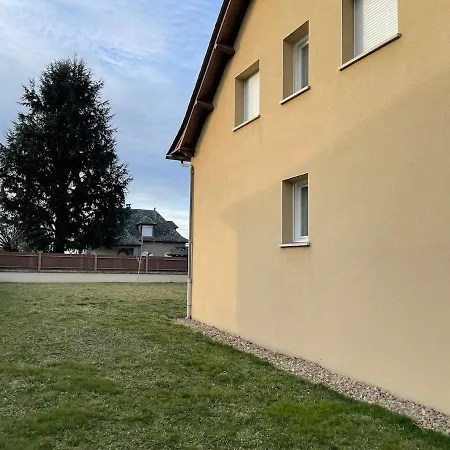 度假居 L'oustal D'aubrac Le Nayrac