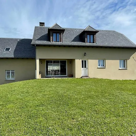 Holiday home L'oustal D'aubrac *